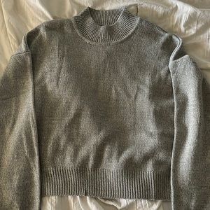 h&m grey cropped sweater